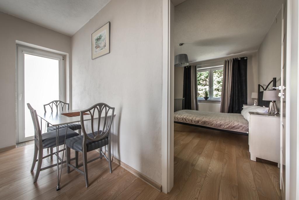 Apartamenty Jablonowa Зелёна-Гура Экстерьер фото