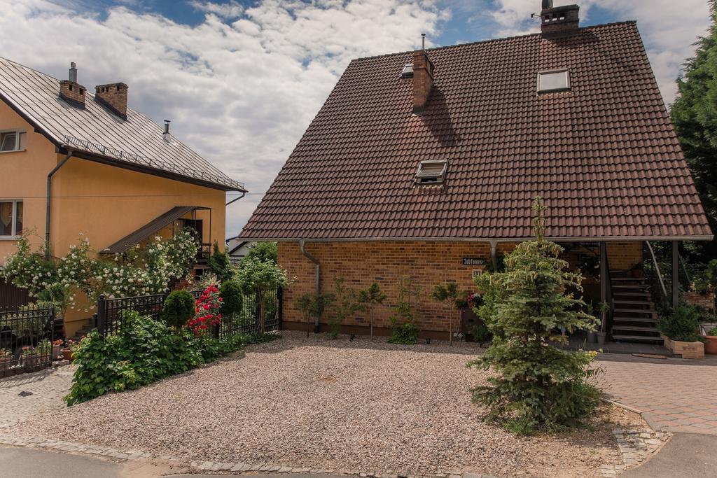 Apartamenty Jablonowa Зелёна-Гура Экстерьер фото